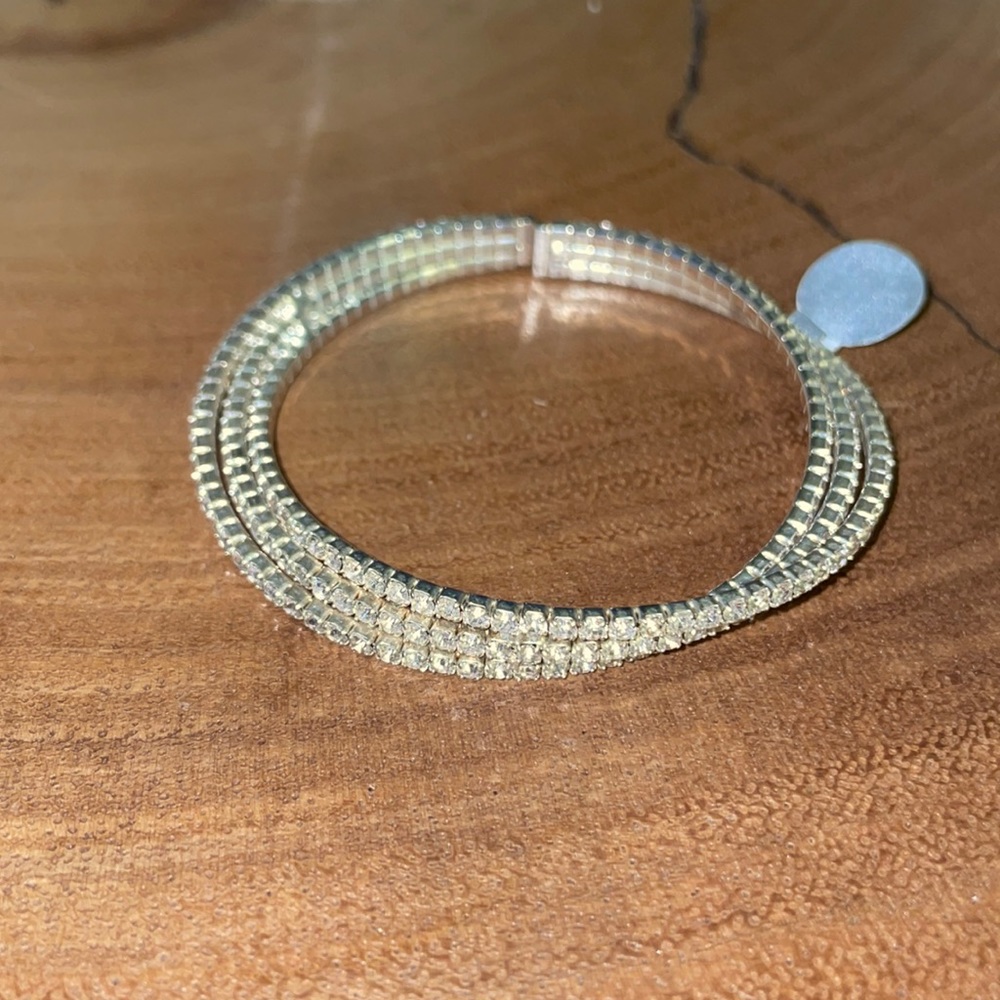 Gold bracelet with CZ stones. Small.